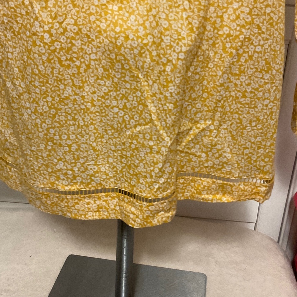 Talbots Yellow Floral Blouse - Picture 3 of 8